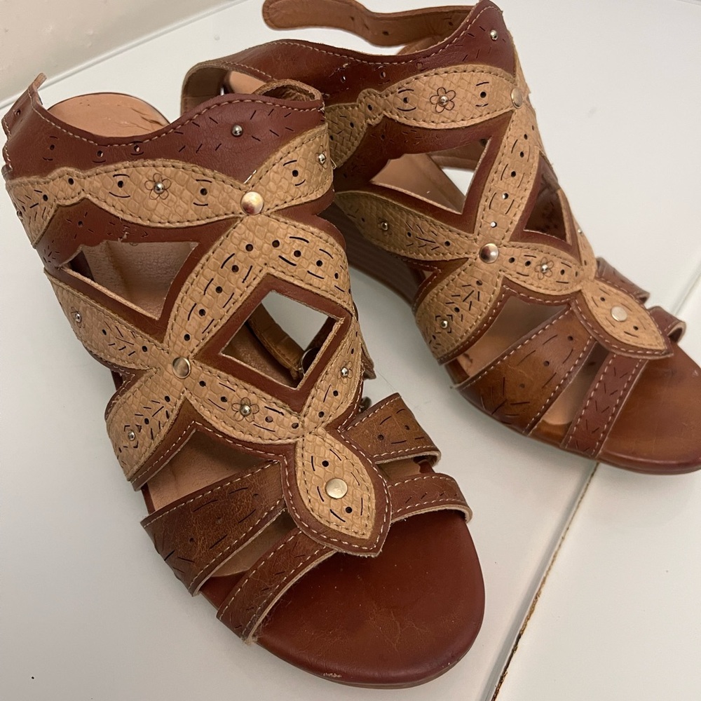 XOXO Brown and Tan Cutout Sandals